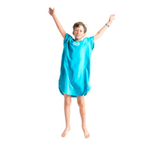 Load image into Gallery viewer, Robie Blue Hooded Changing Robe (Kids)
