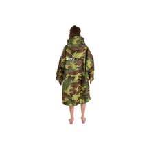 Load image into Gallery viewer, dryrobe Long Sleeve Camo &amp; Grey Changing Robe (Kids)
