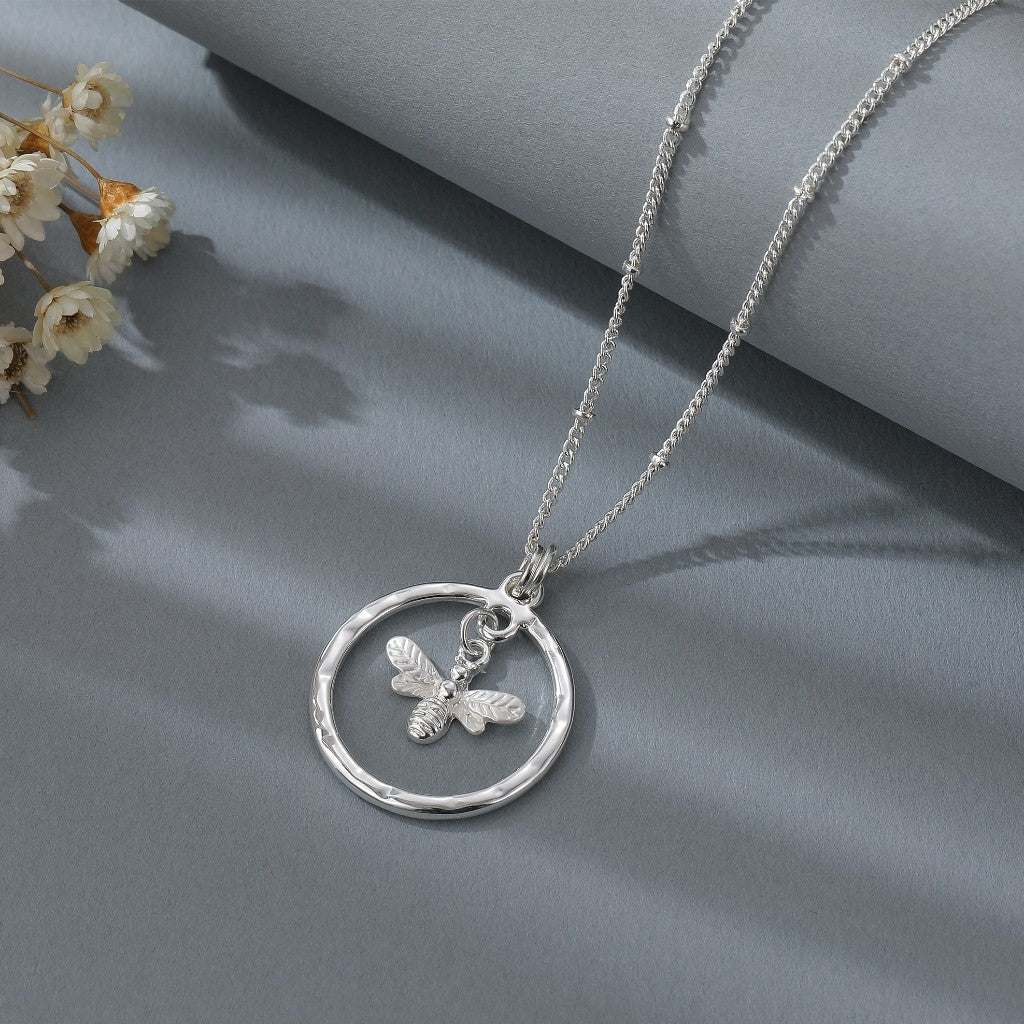 Gracee Jewellery Silver Bee in Circle Necklace