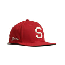 Load image into Gallery viewer, Superdry Red Vintage B Cap
